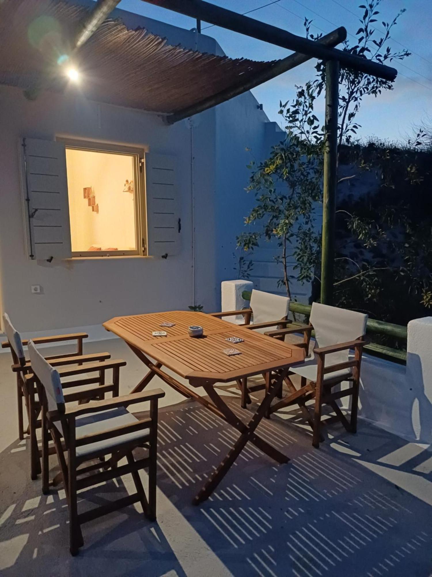 Vila 'Irene' Cycladic House With Sunrise And Sea View! Foinikiá Exteriér fotografie