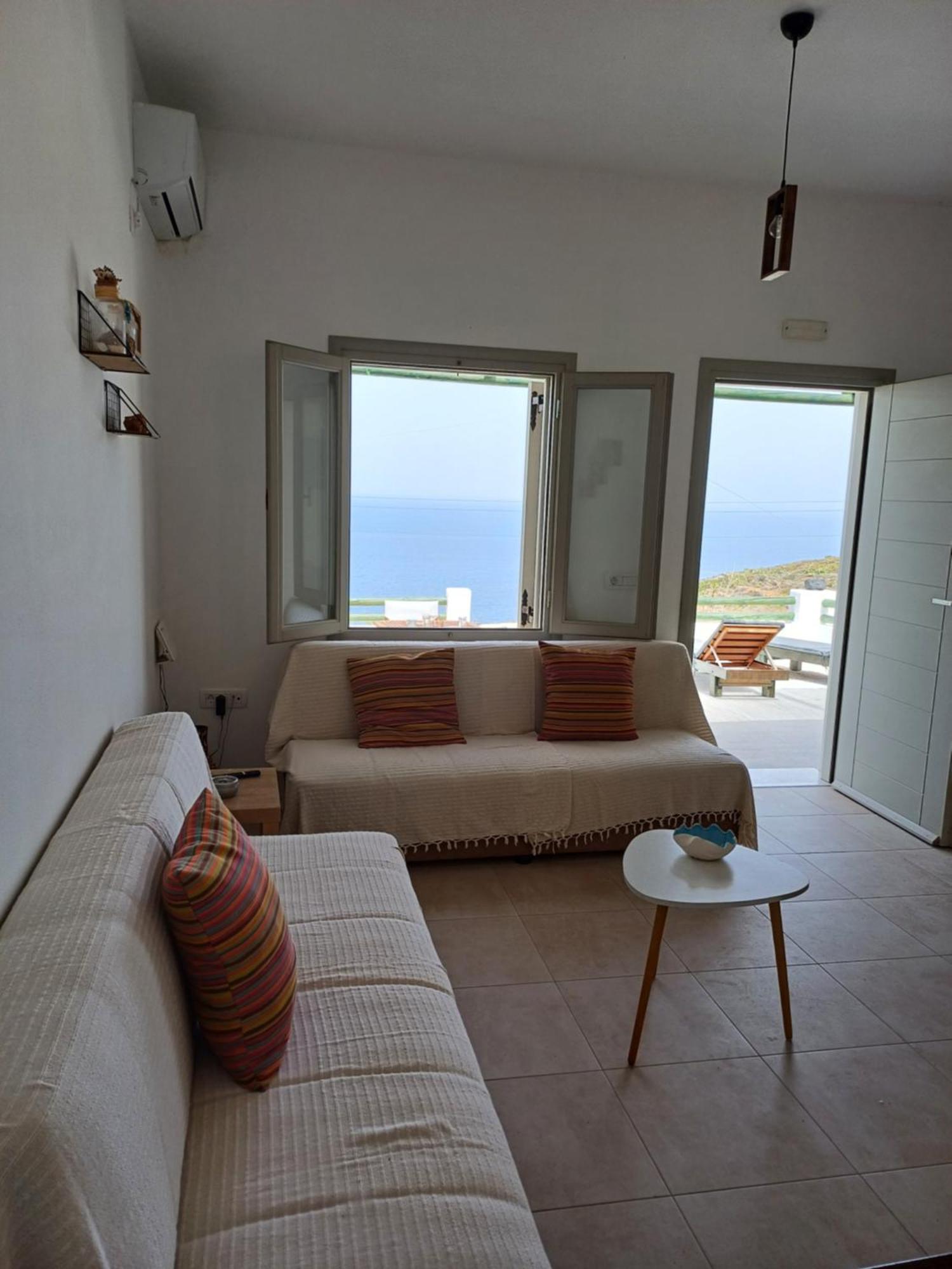 Vila 'Irene' Cycladic House With Sunrise And Sea View! Foinikiá Exteriér fotografie