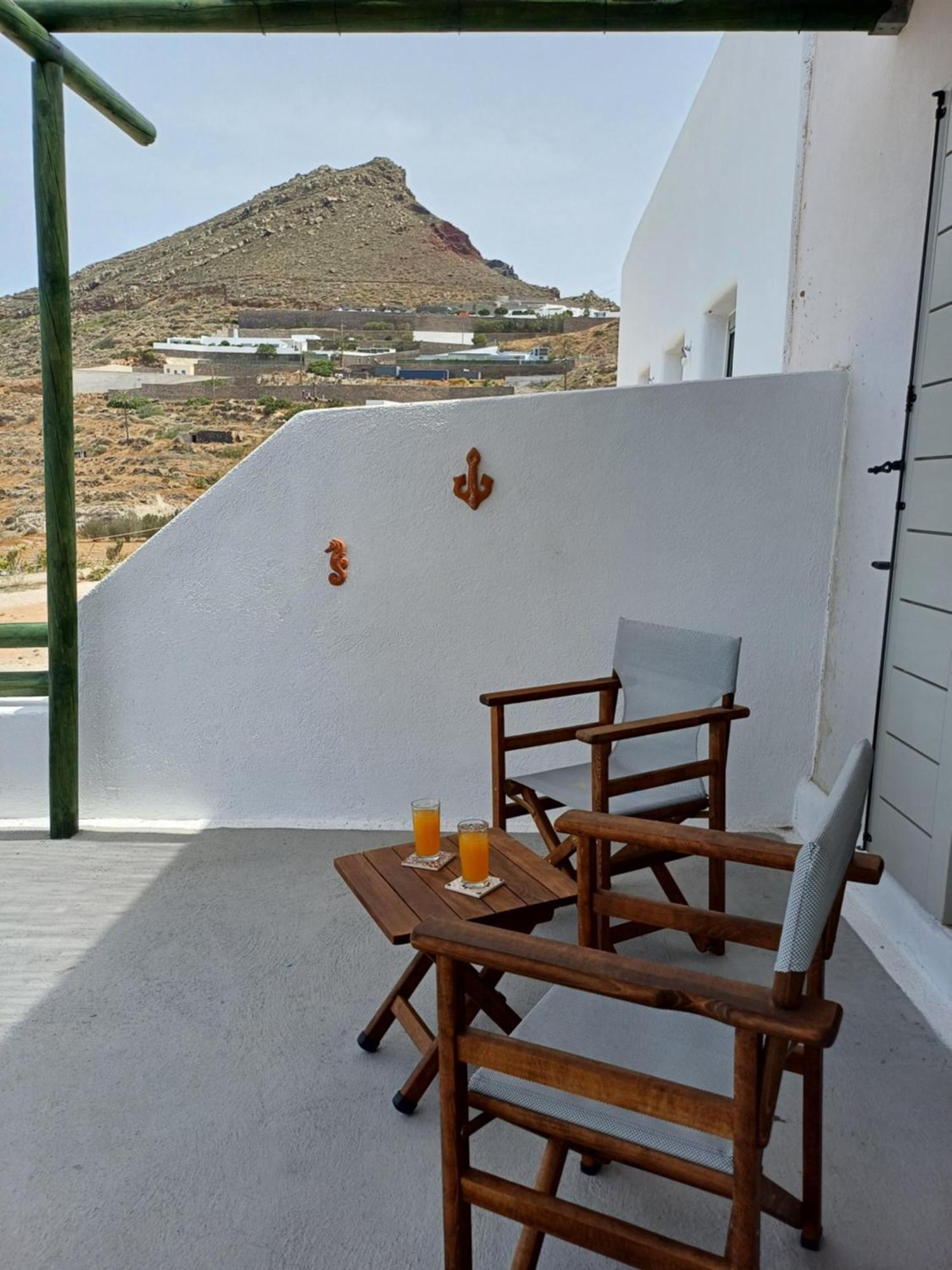 Vila 'Irene' Cycladic House With Sunrise And Sea View! Foinikiá Exteriér fotografie
