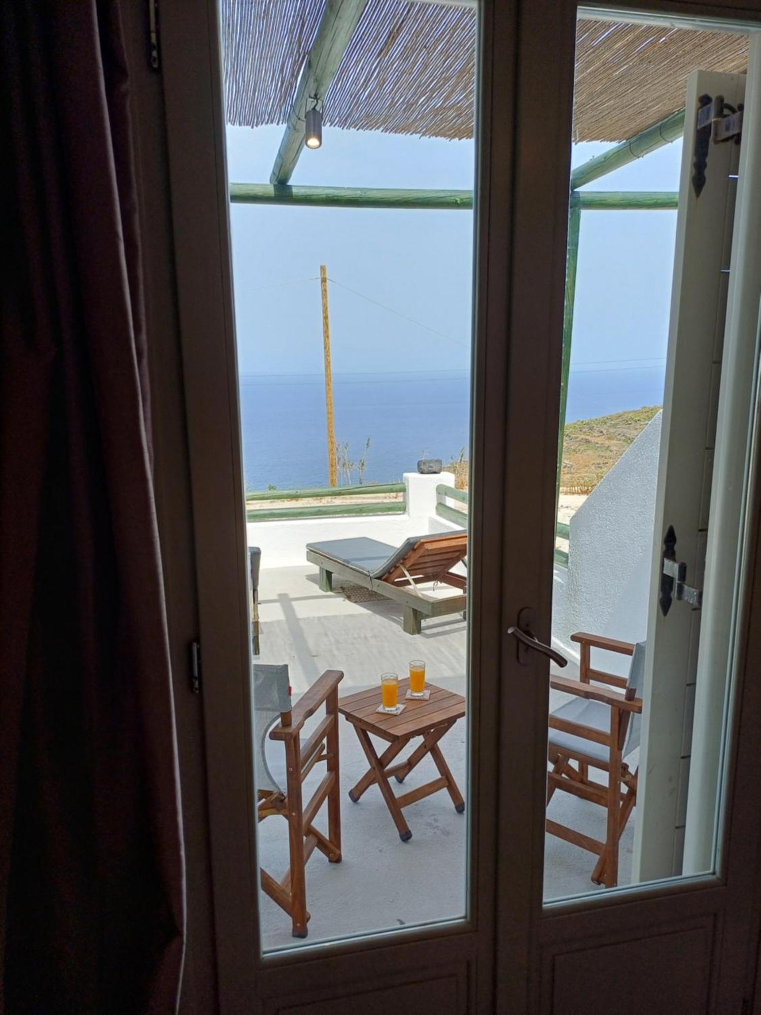 Vila 'Irene' Cycladic House With Sunrise And Sea View! Foinikiá Exteriér fotografie