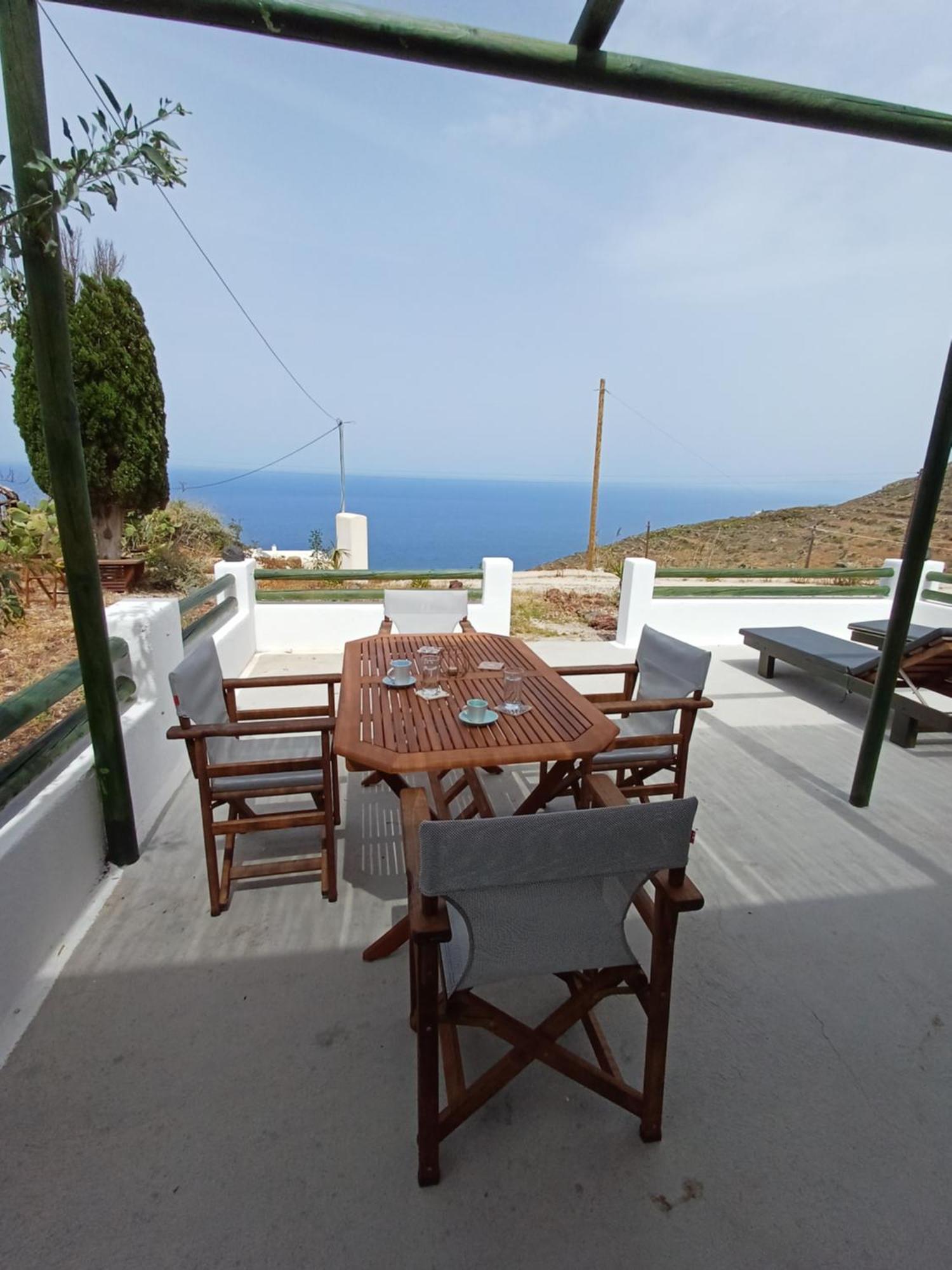 Vila 'Irene' Cycladic House With Sunrise And Sea View! Foinikiá Exteriér fotografie