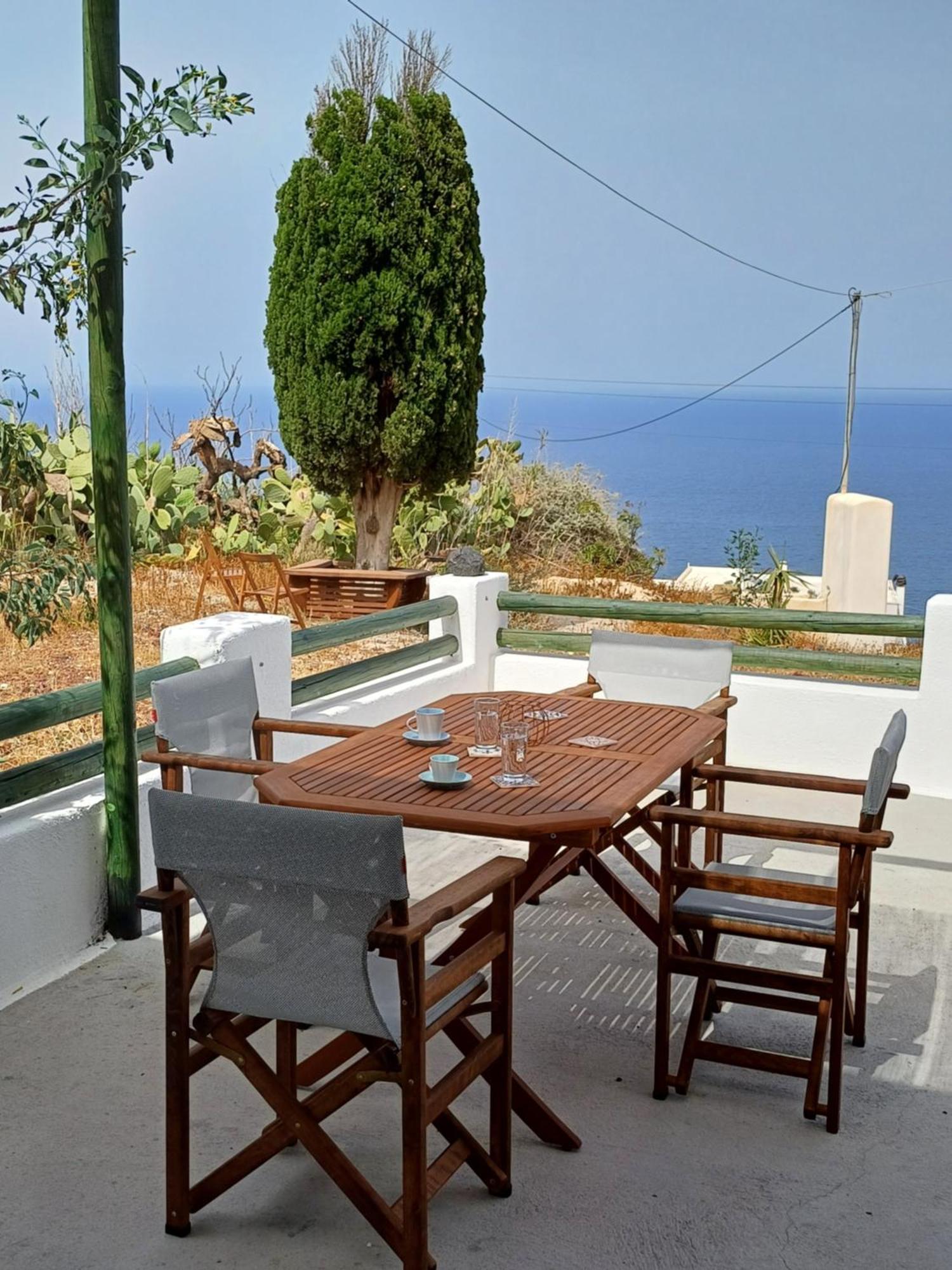 Vila 'Irene' Cycladic House With Sunrise And Sea View! Foinikiá Exteriér fotografie